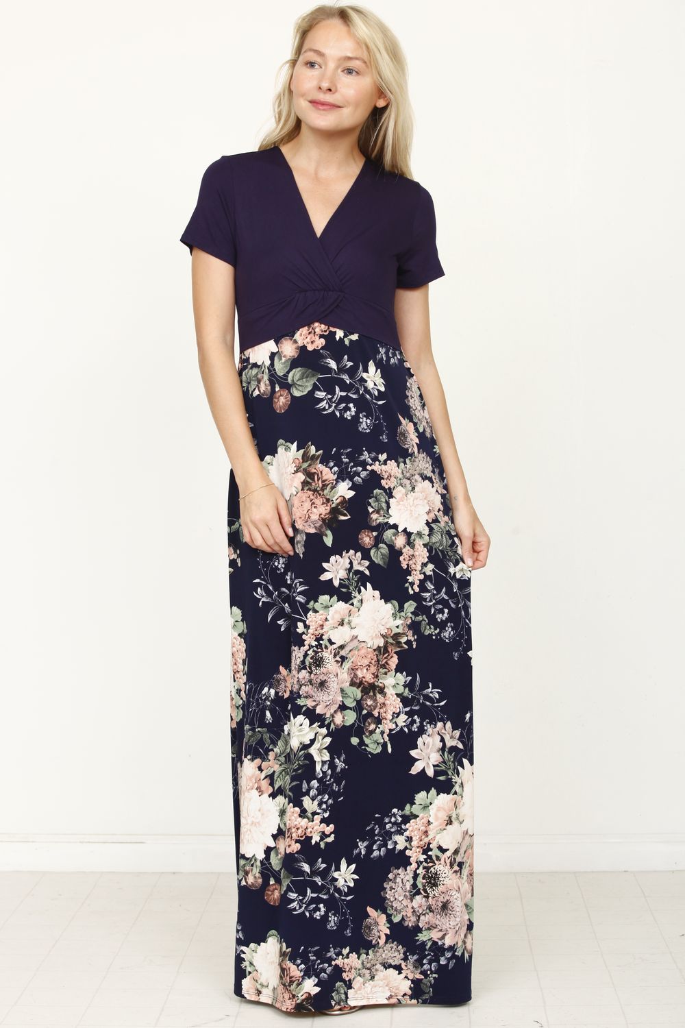 Navy Floral Short Sleeve Surplice High Waist Maxi Dress Small Navy Floral Short Sleeve Surplice High Waist Maxi Dress Small