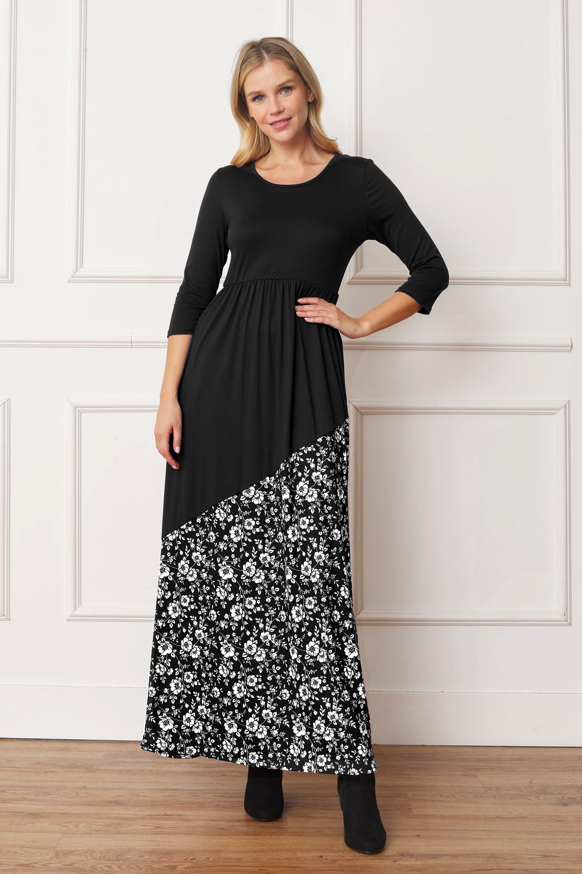 Black Contrast Asymmetrical Floral Accent 3/4 Sleeve Maxi Dress Small