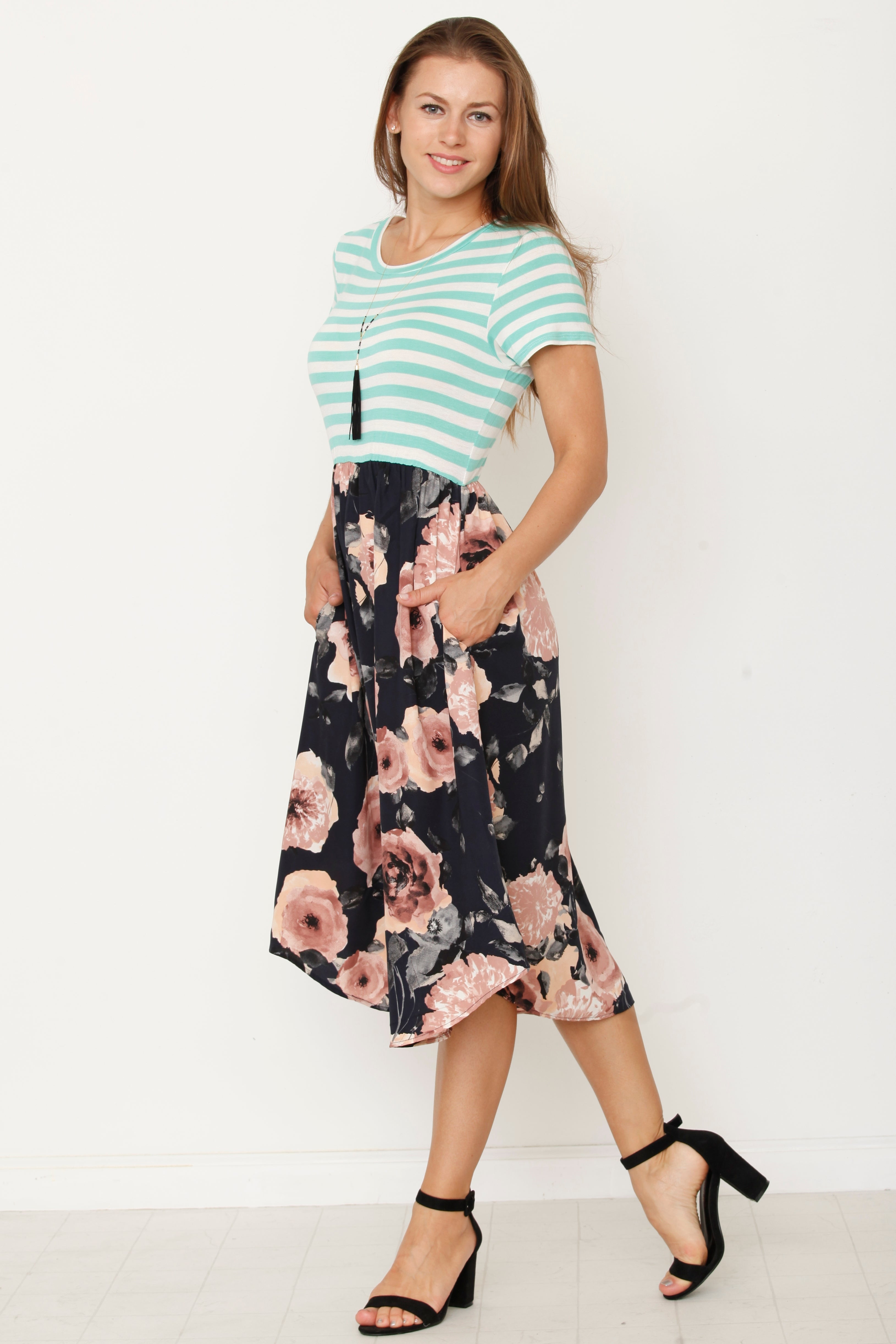 Mint Stripe Short Sleeve Navy Floral Midi Dress – éloges
